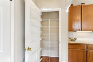221st Pl-S0210-020.jpg
