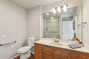 221st Pl-S0210-021.jpg