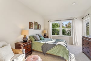 221st Pl-S0210-024.jpg