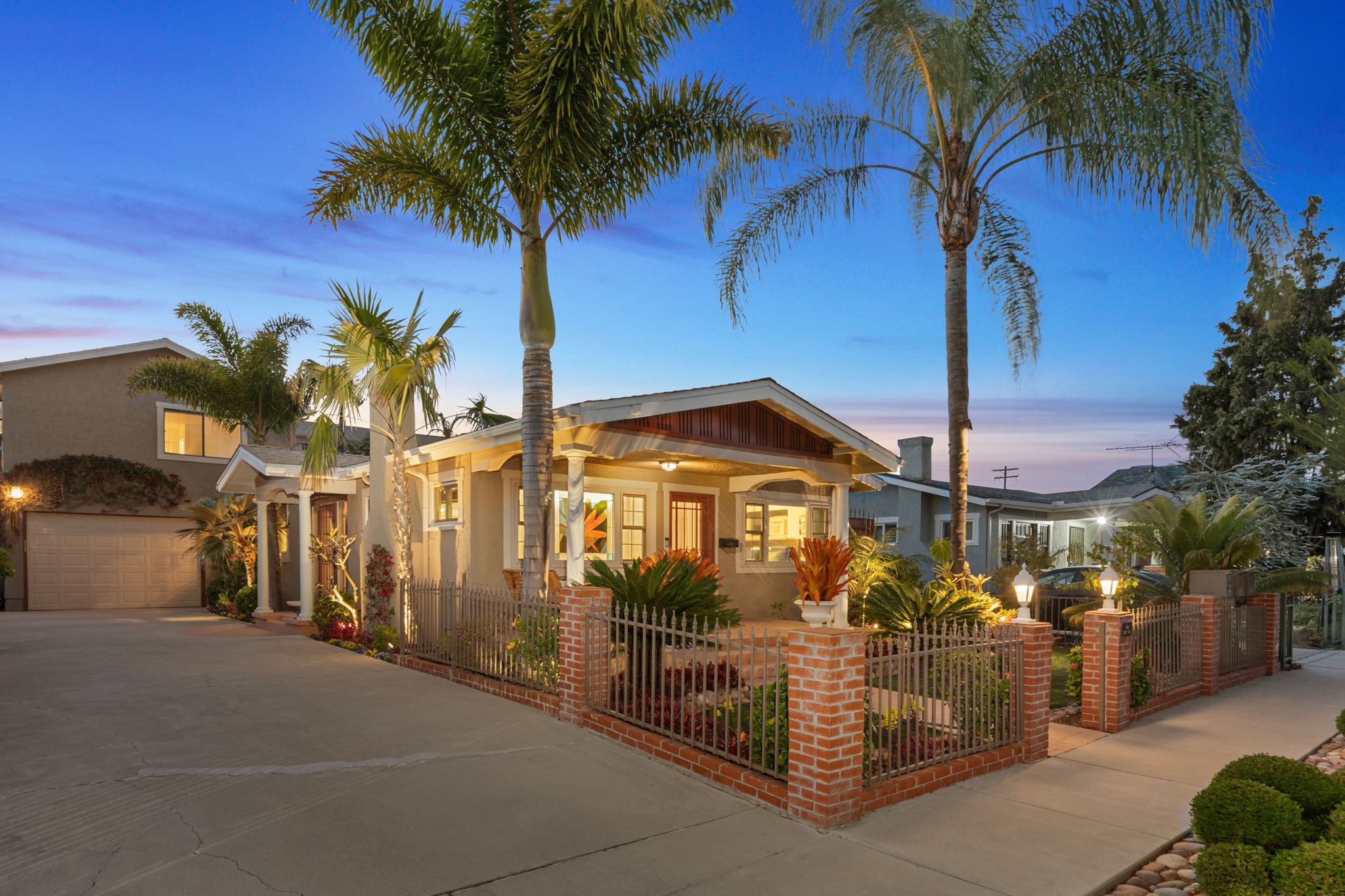 4222-24 Swift Ave-60