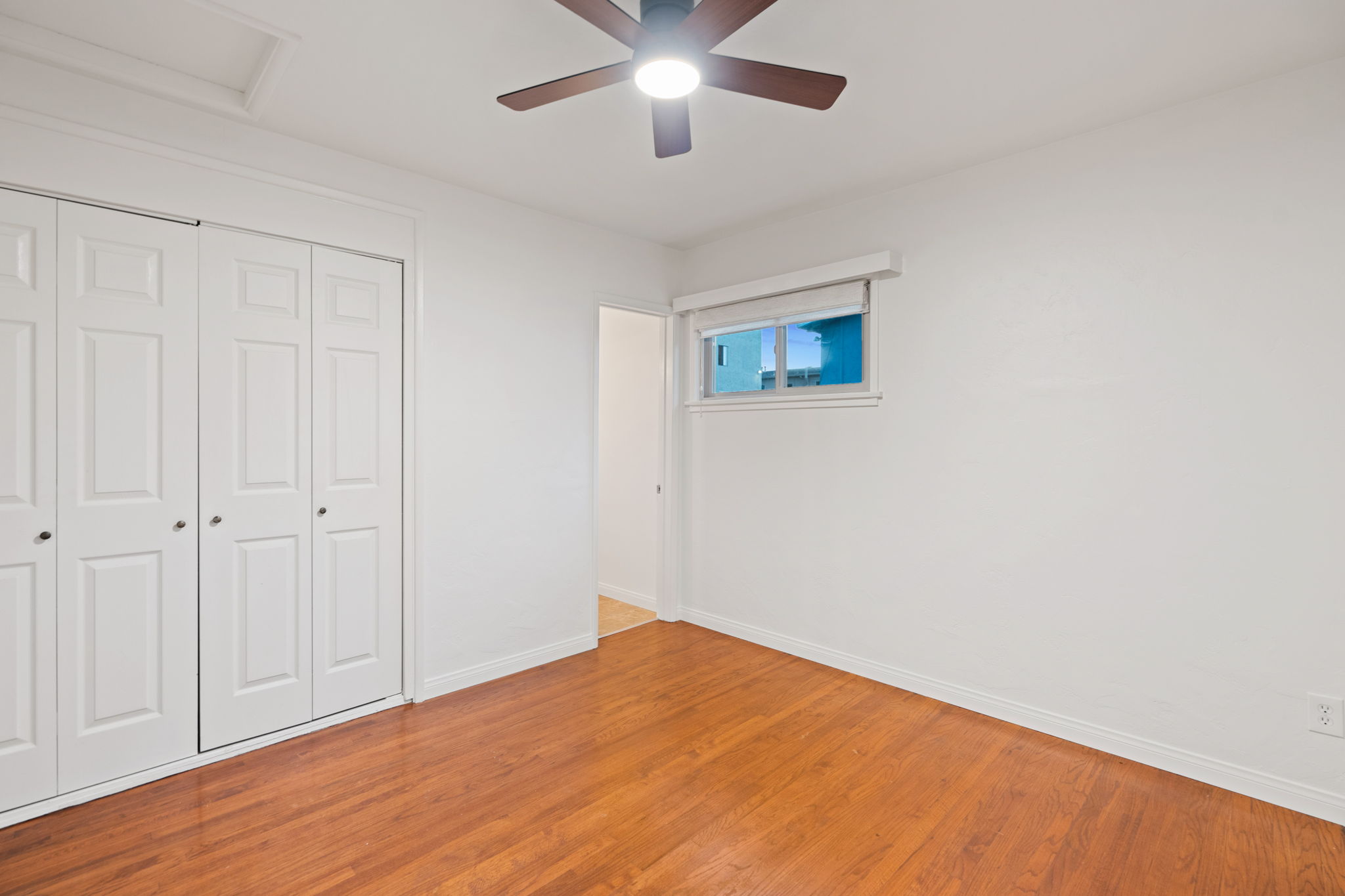 4222-24 Swift Ave-16