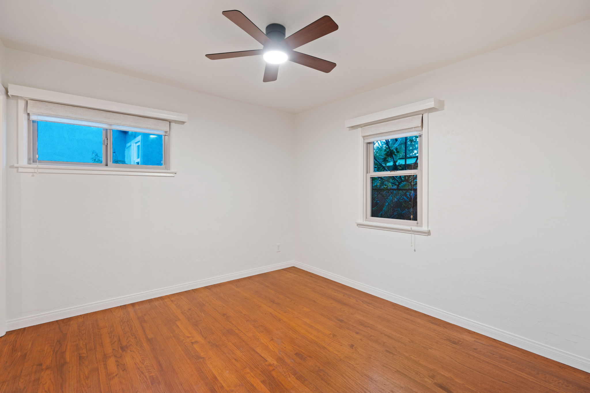 4222-24 Swift Ave-15