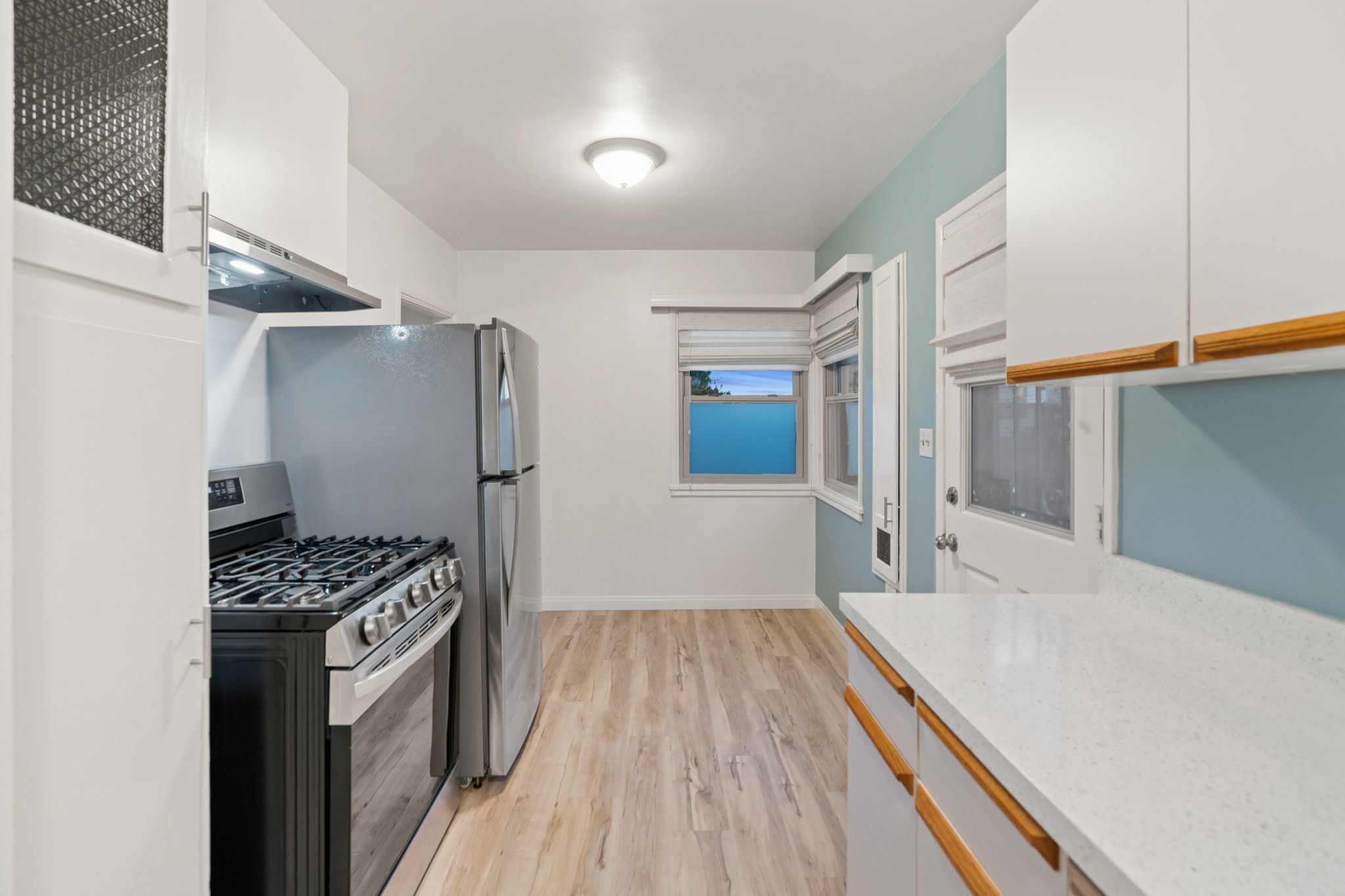 4222-24 Swift Ave-13