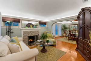 4222-24 Swift Ave-29