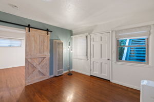 4222-24 Swift Ave-14