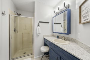  Photo 43