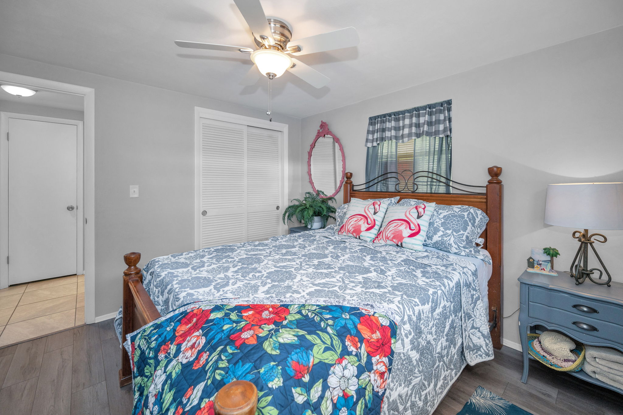 Bedroom2c