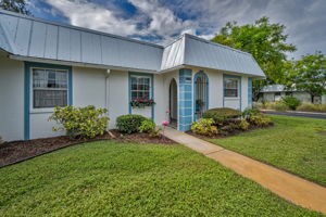 Front Exterior3