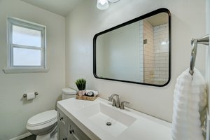  Photo 45
