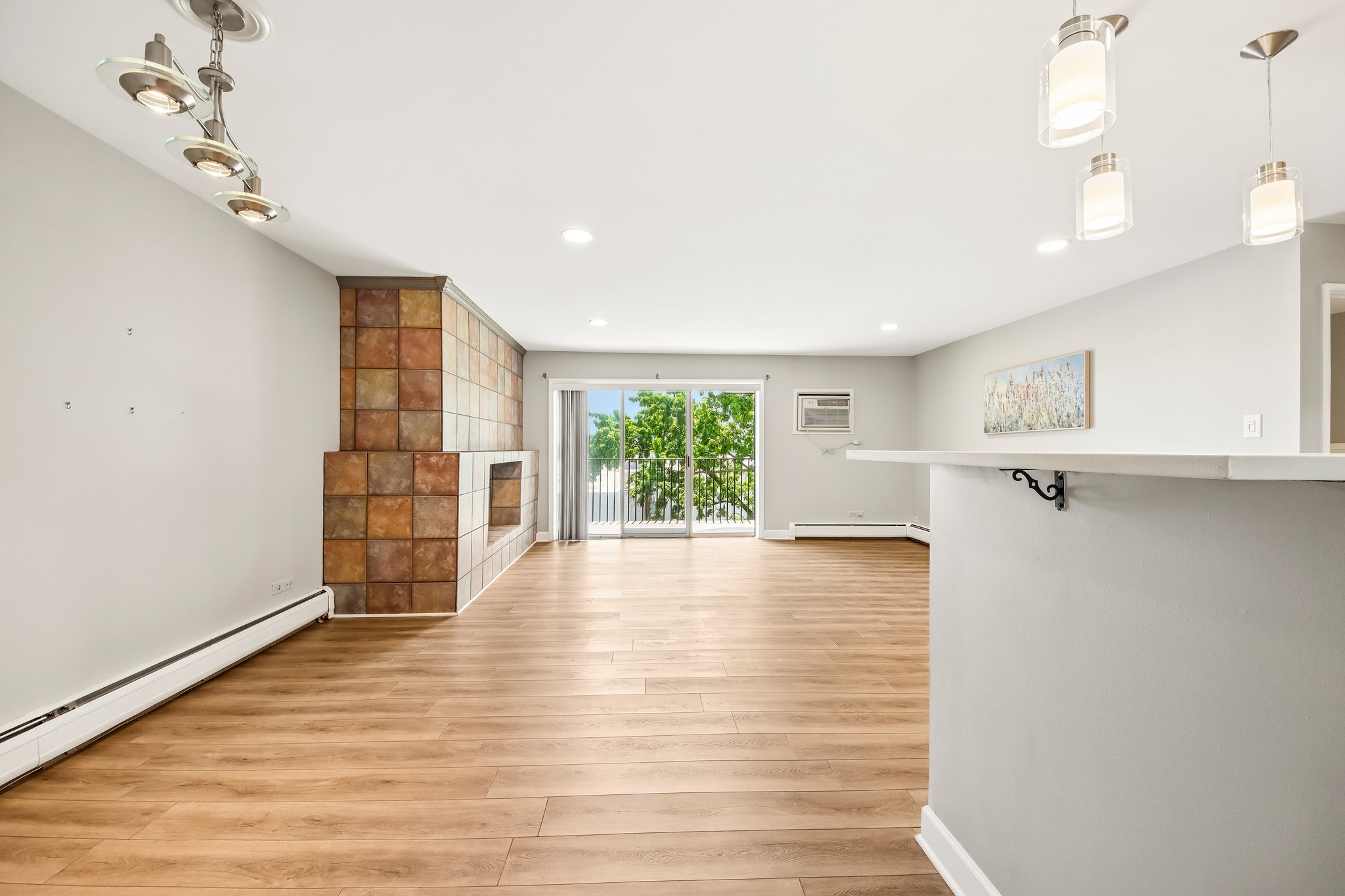 Saratoga Ave 415B-S1405-007.jpg