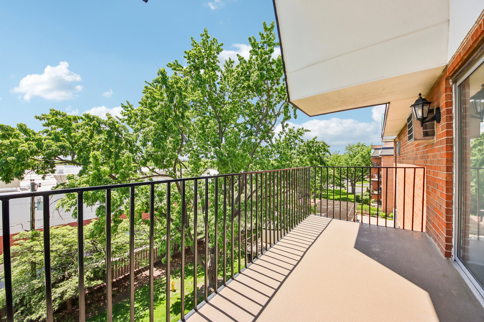 Saratoga Ave 415B-S1405-029.jpg