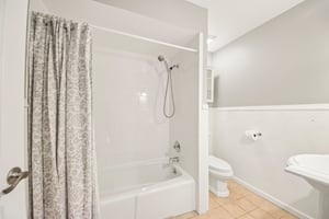Saratoga Ave 415B-S1405-028.jpg
