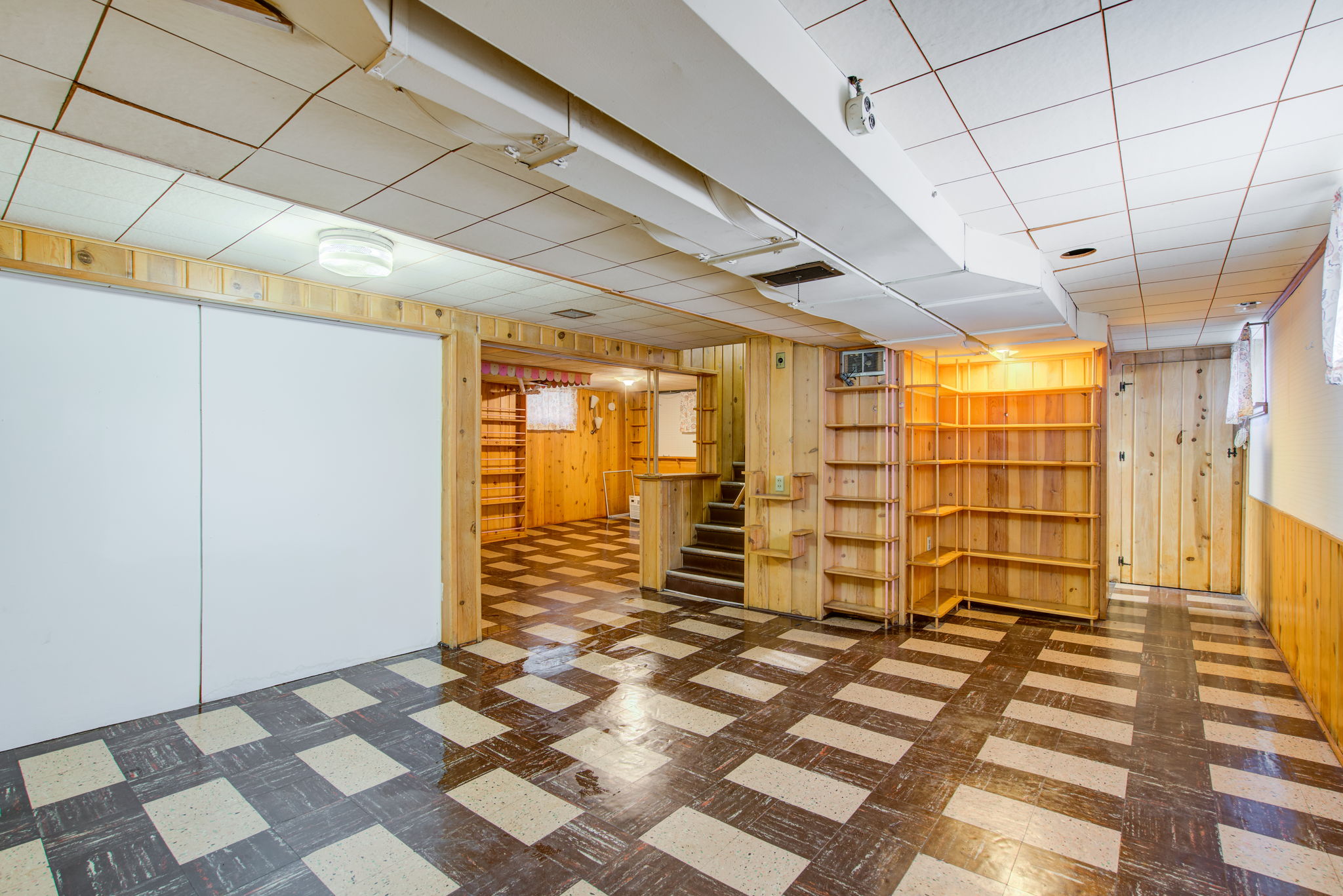 17 Lower Level