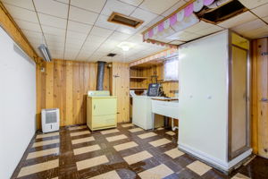 18 Laundry Room