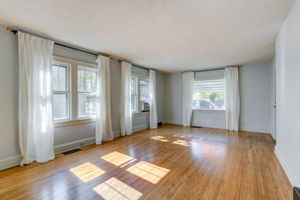 5 Living Room