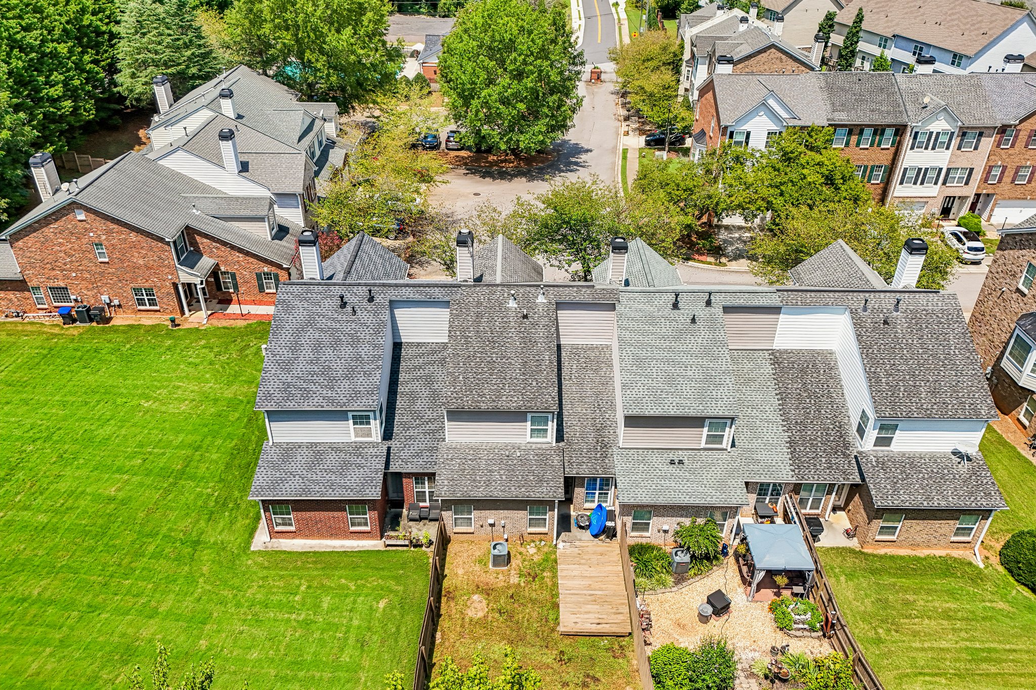 Chatham Ridge Dr-S1308-039.jpg
