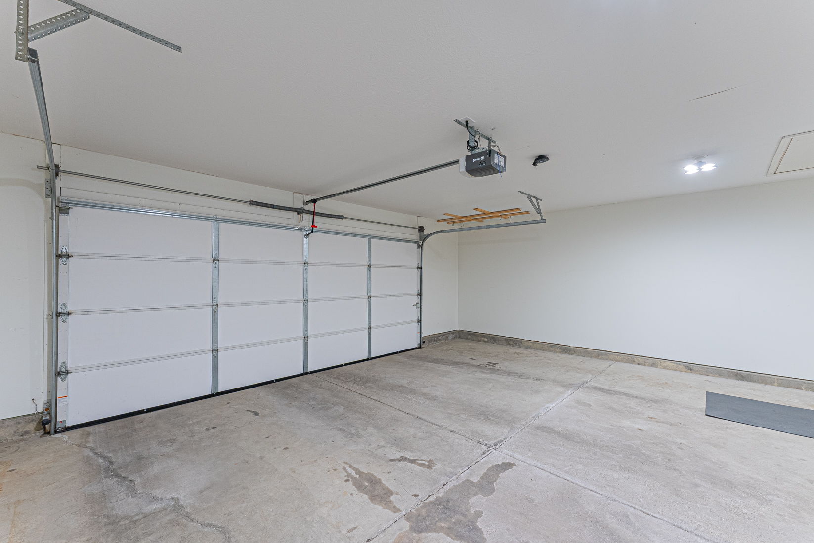 Craig Balster - 4228 Sighthill Ave-39