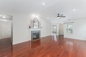 Craig Balster - 4228 Sighthill Ave-12