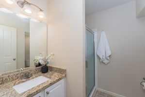 Craig Balster - 4228 Sighthill Ave-34