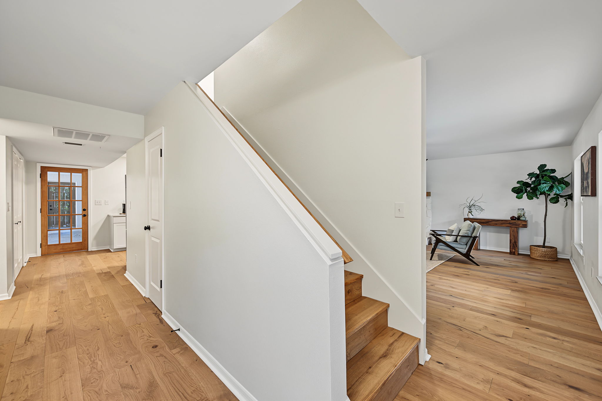 Interiors (2)
