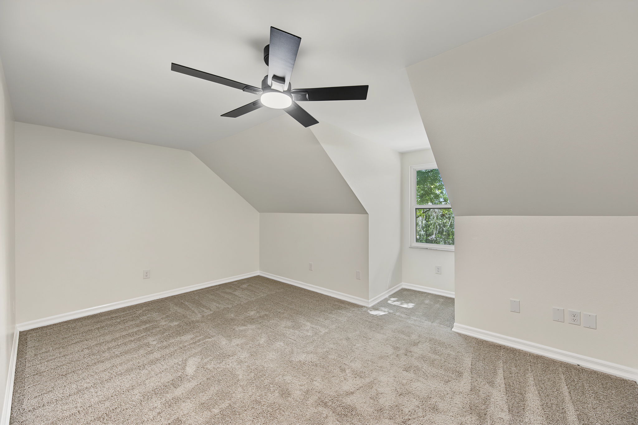 Interiors (27)