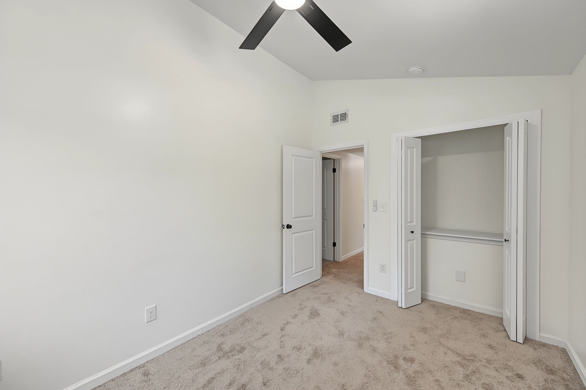 Interiors (33)