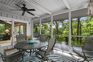 Screened-in Porch