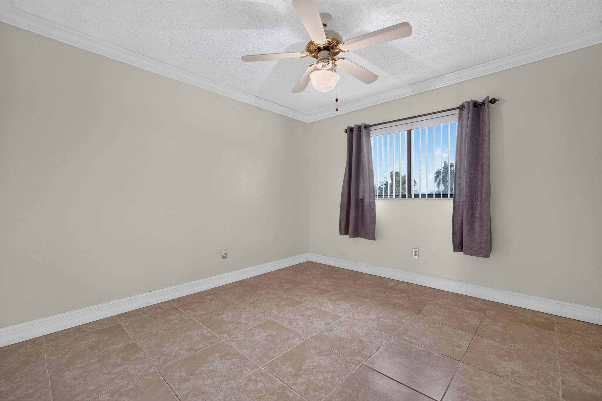 Guest Bedroom 1