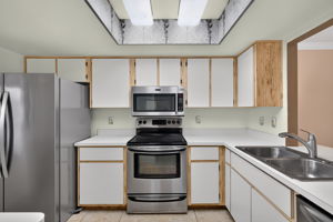 Kitchen 1 of 3