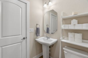  Photo 23