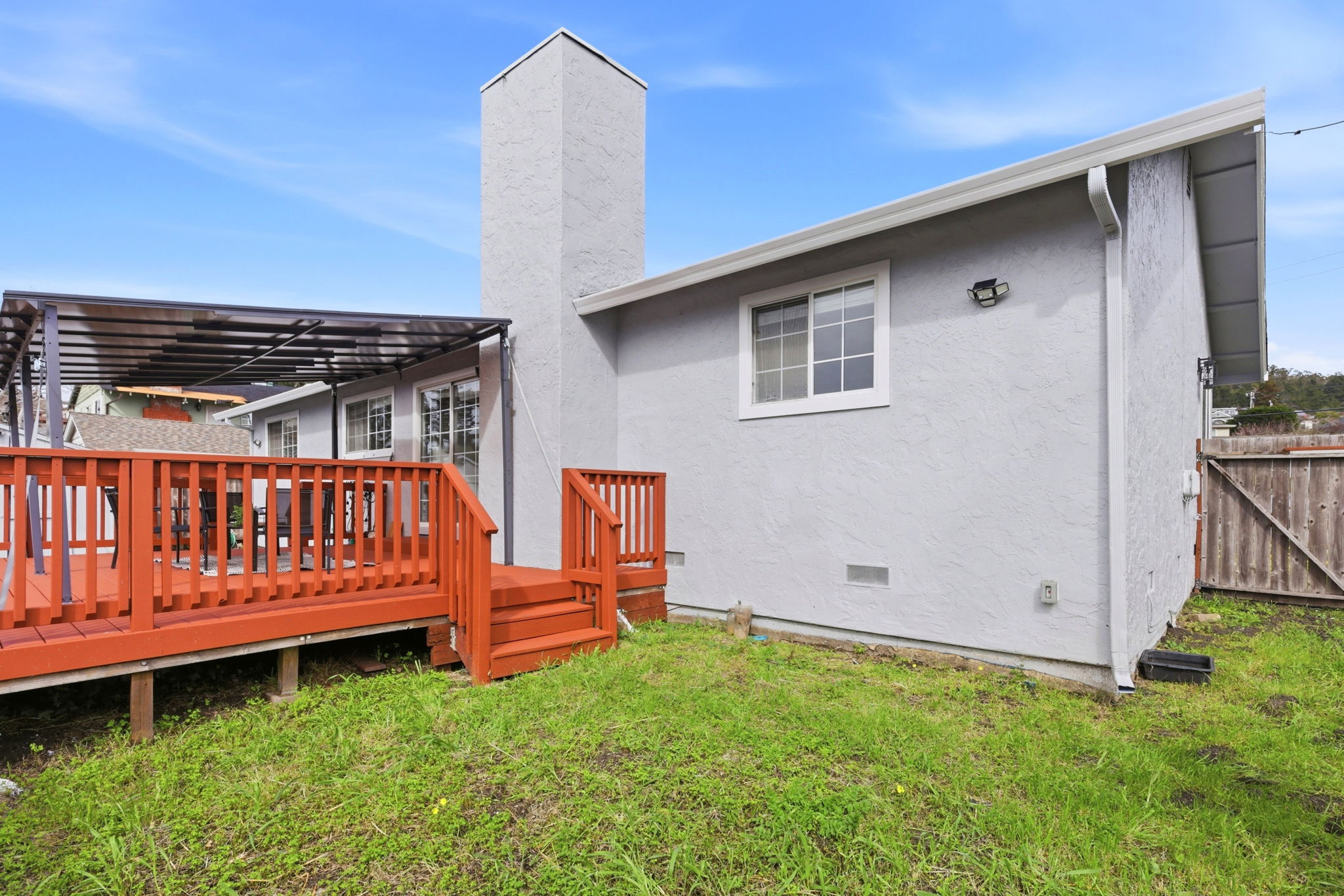 005_f8_423 Montecito Ave