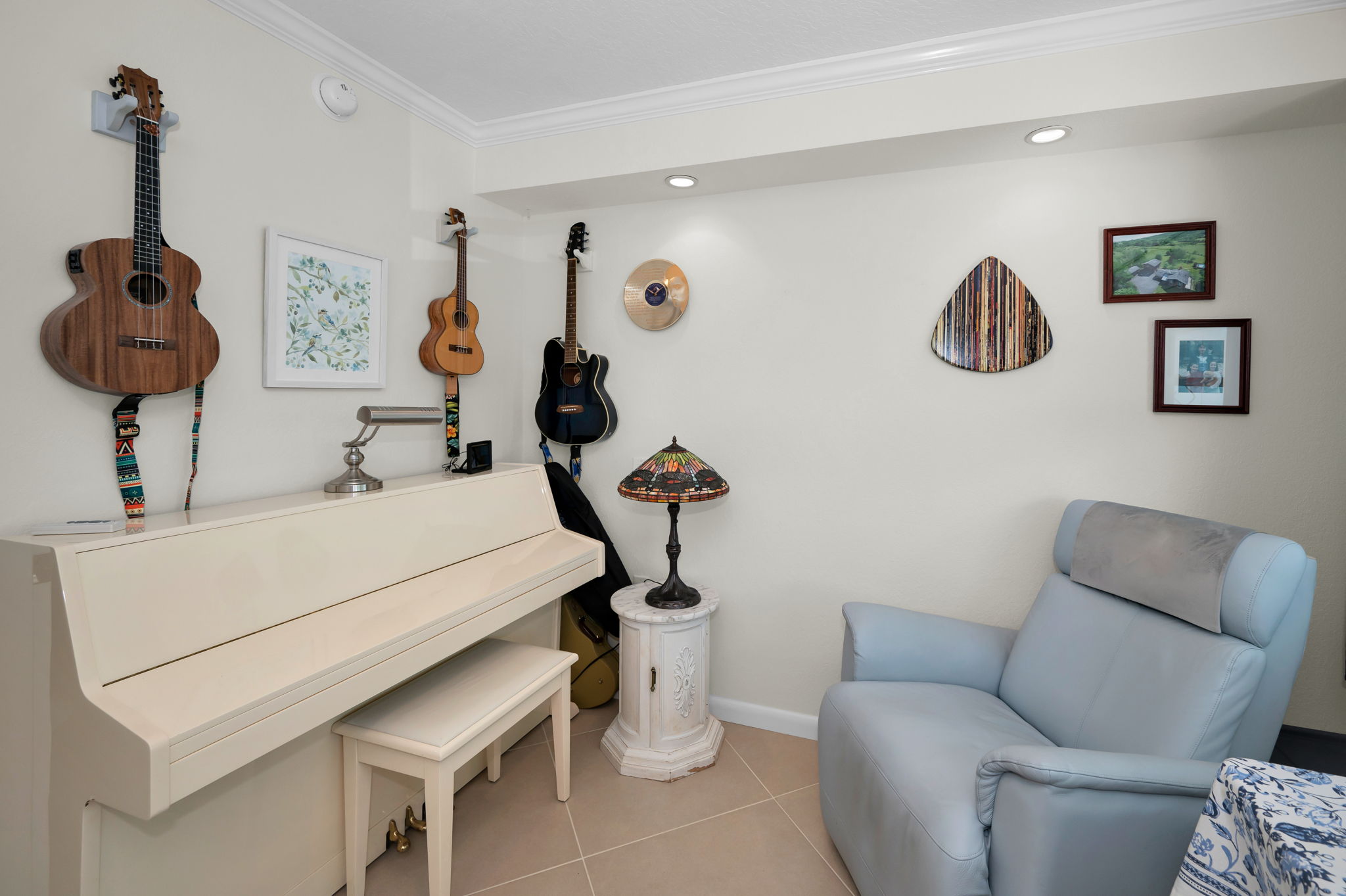 Bedroom2a