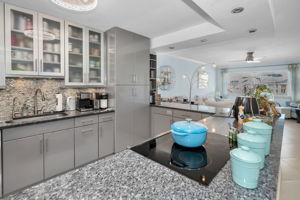 Kitchen12