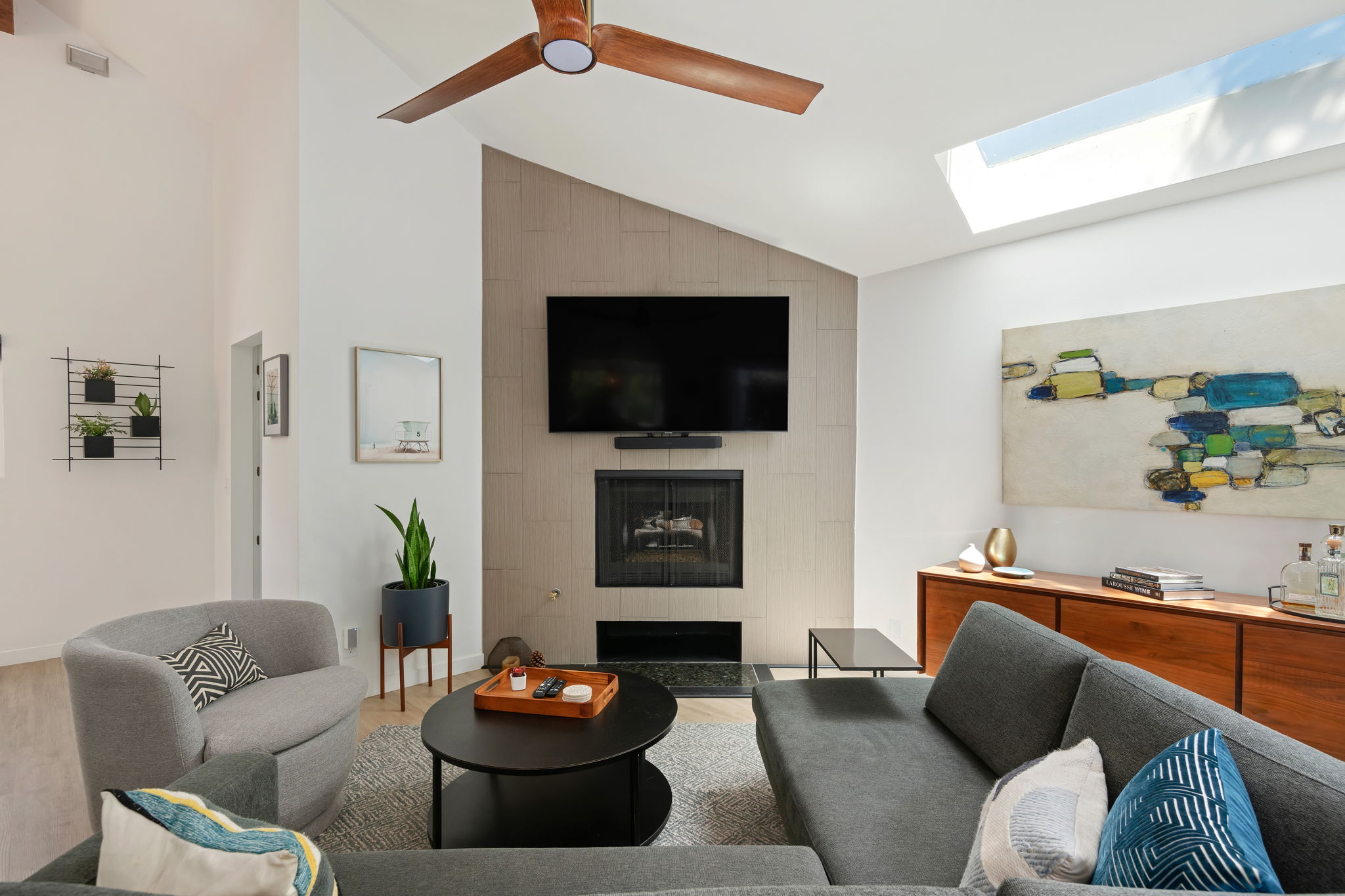 10-Living Room