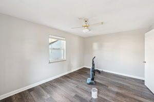 16_Interior