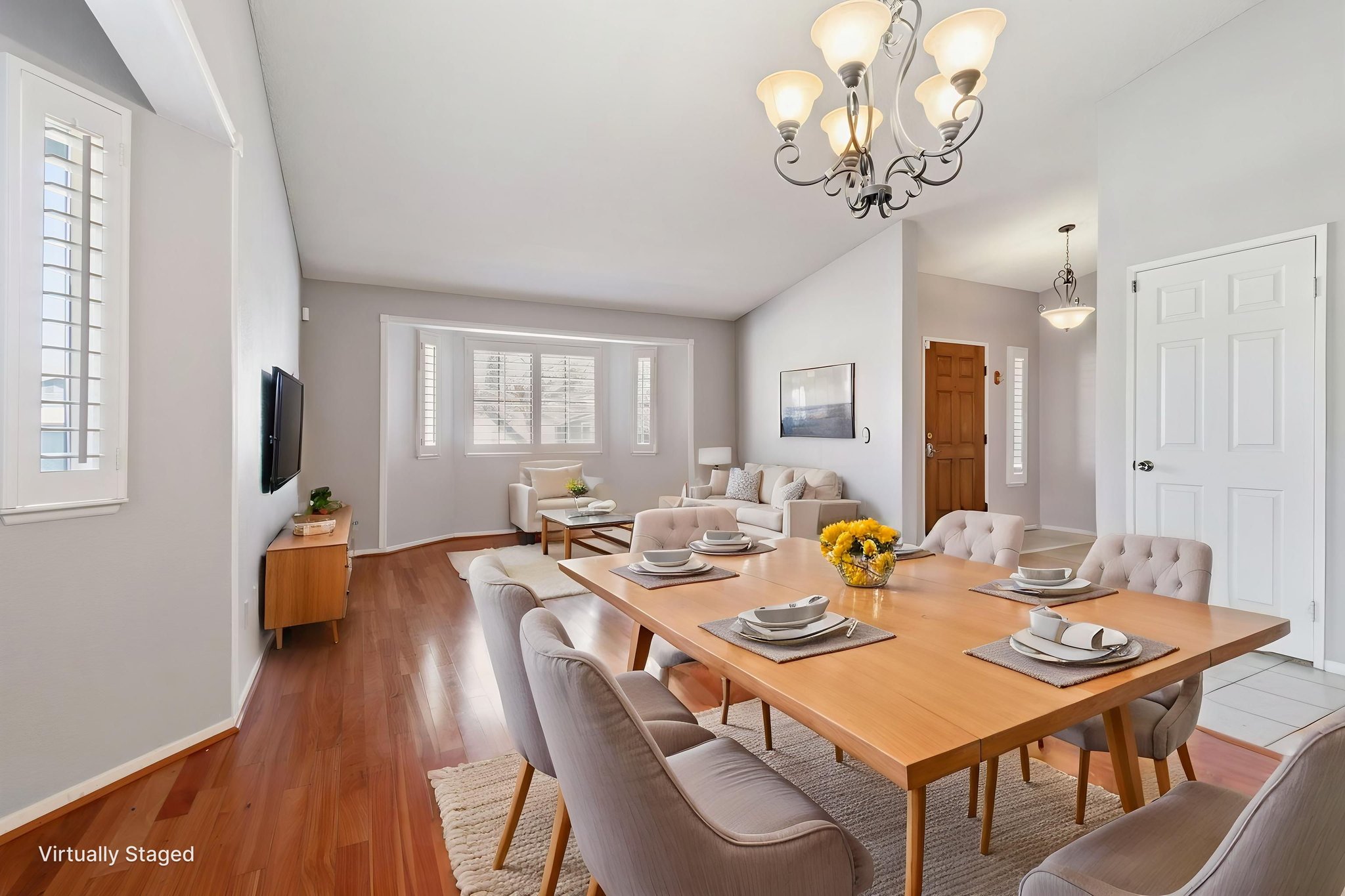 IMG_9380 virtually staged.jpeg