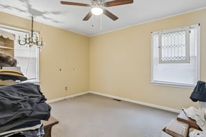 Bedroom furniture removed.jpeg