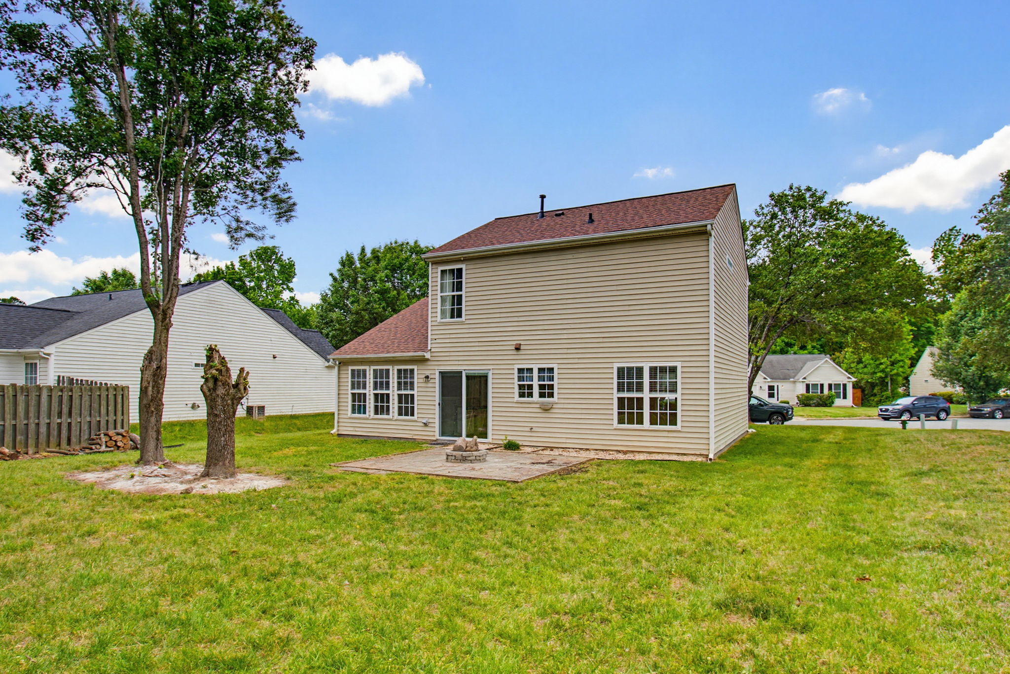 4233 Blazingwood Ct-28
