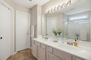 4233 Blazingwood Ct-21