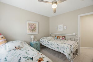 4233 Blazingwood Ct-26