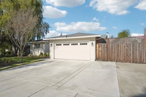 Brookshire Cir-S0312-005.jpg