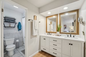 Brookshire Cir-S0312-033.jpg