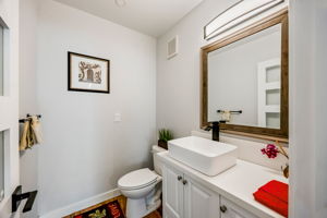  Photo 47