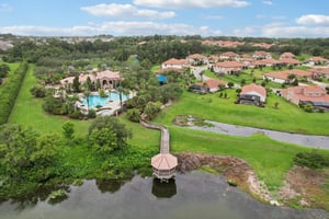 Prima Lago Dr-0606-916.jpg