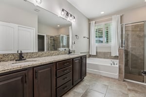 Prima Lago Dr-0606-019.jpg