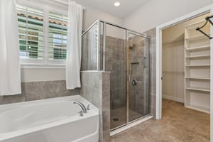 Prima Lago Dr-0606-020.jpg