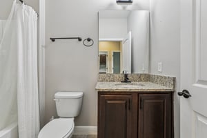 Prima Lago Dr-0606-023.jpg