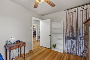  Photo 23