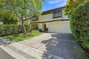 003_F8_4237 Ponce Dr