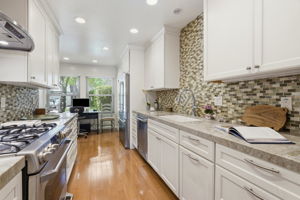 011_F8_4237 Ponce Dr